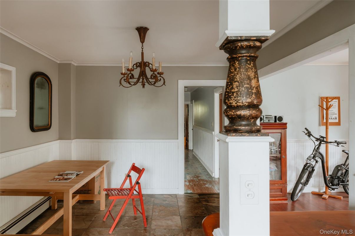 Chandelier, Dining room, Interior