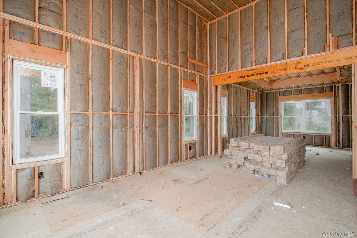 Empty room, Interior, Wooden Beams, Wooden Walls