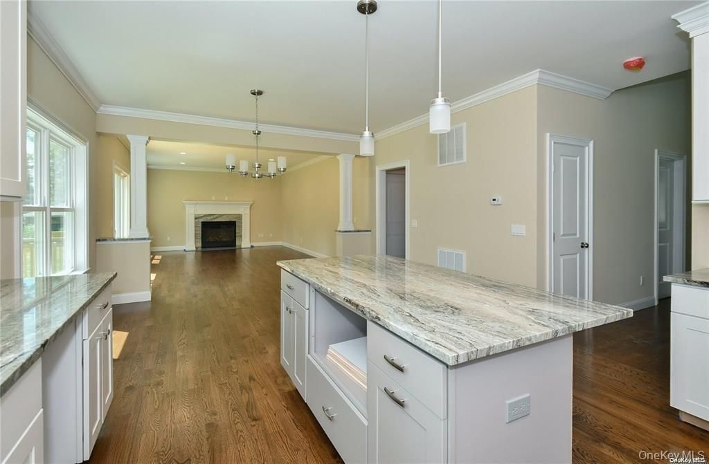 Fireplace, Interior, Kitchen, Pendant Lights, Recessed Lighting, Wood Texture Flooring