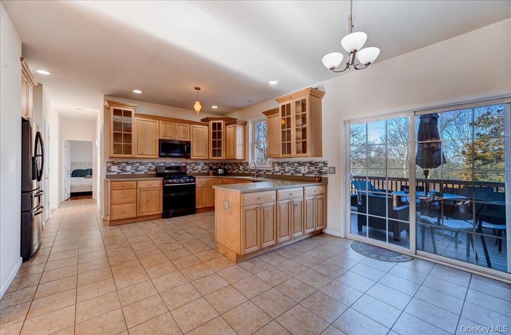 Interior, Kitchen, Pendant Lights, Recessed Lighting