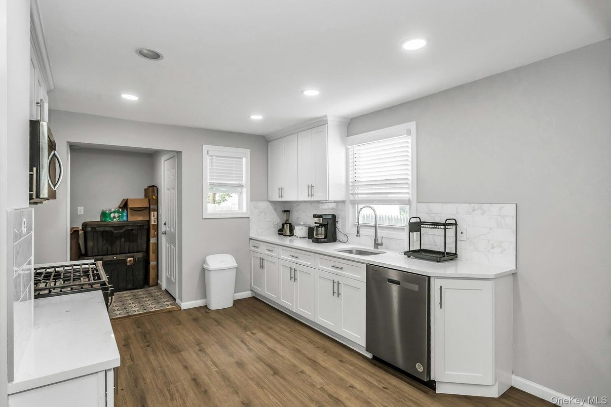 Interior, Kitchen, Recessed Lighting, Wood Texture Flooring