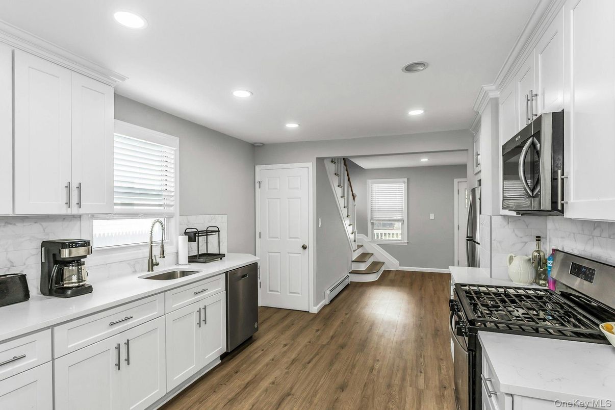 Interior, Kitchen, Recessed Lighting, Wood Texture Flooring