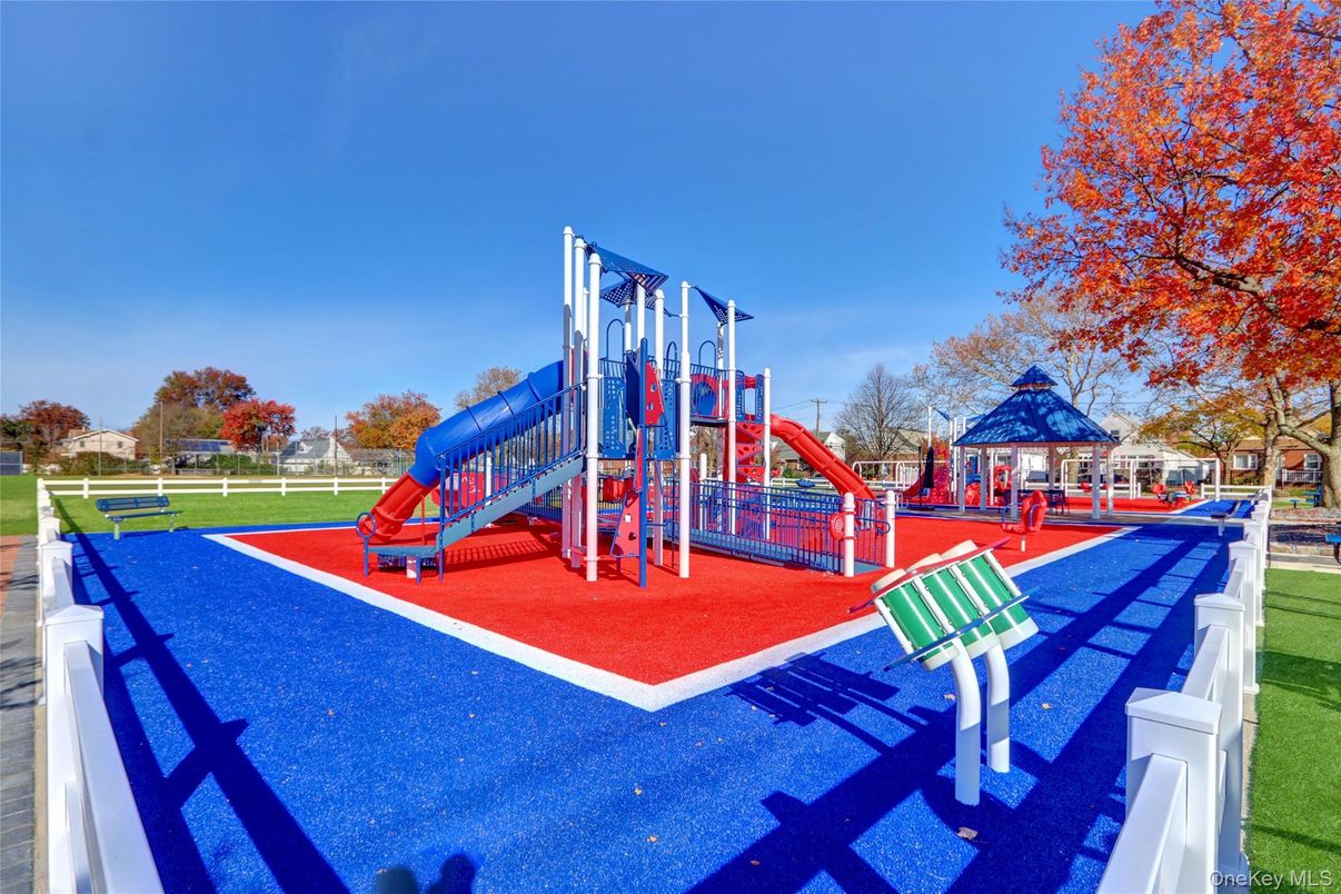 Backyard, Exterior, Playground