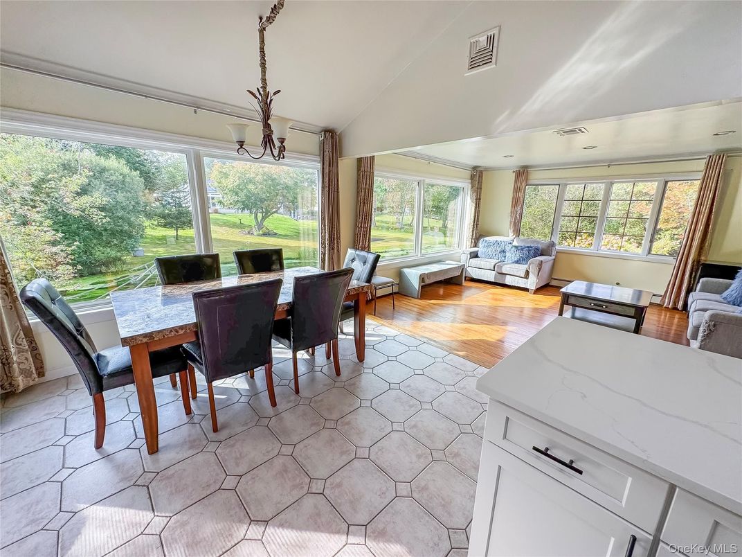 Dining room, Interior, Pendant Lights, Recessed Lighting, Wood Texture Flooring
