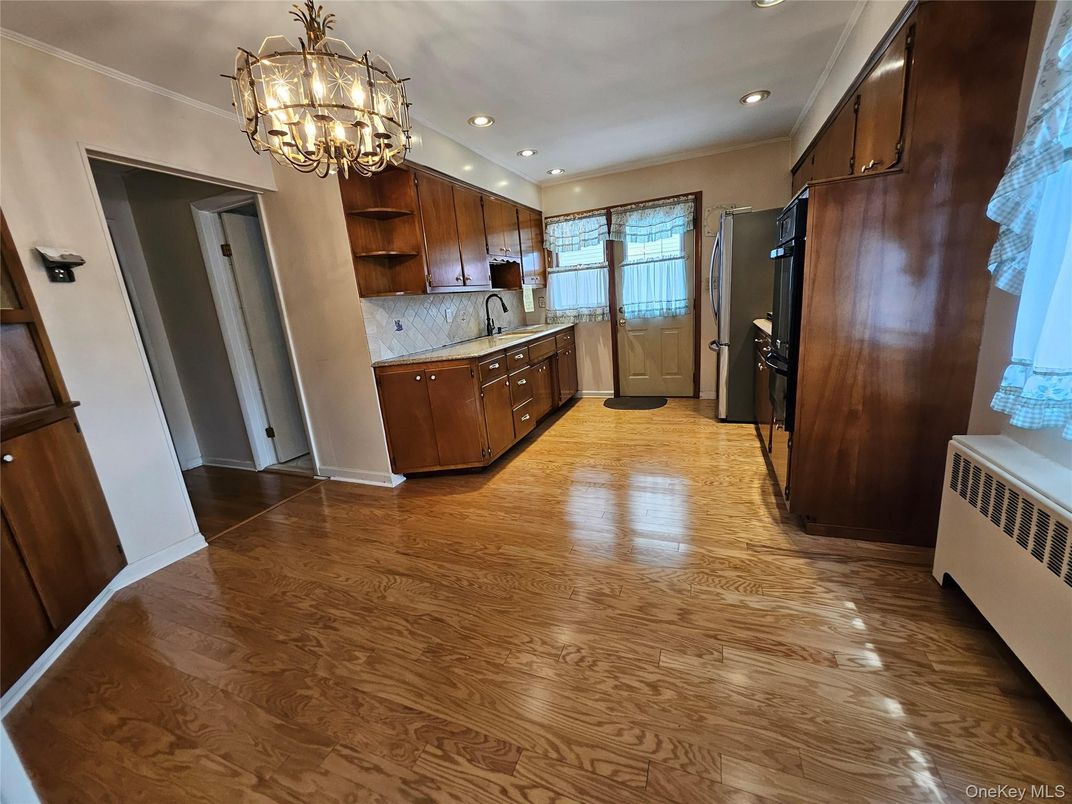 Chandelier, Interior, Kitchen, Recessed Lighting, Wood Texture Flooring