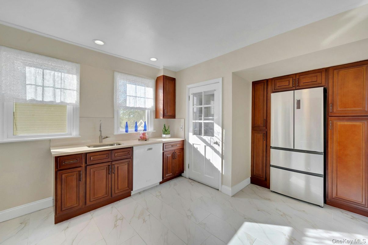 Interior, Kitchen, Marble, Recessed Lighting
