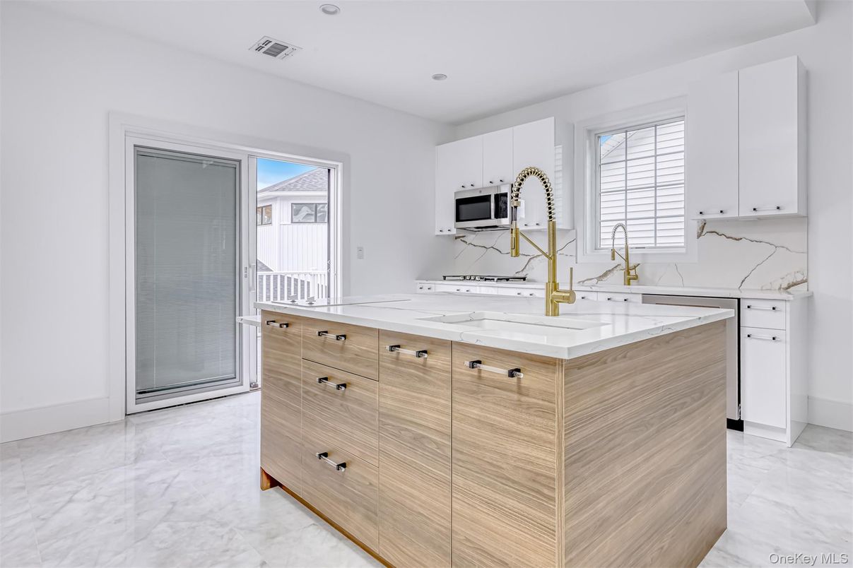 Interior, Kitchen, Marble, Recessed Lighting