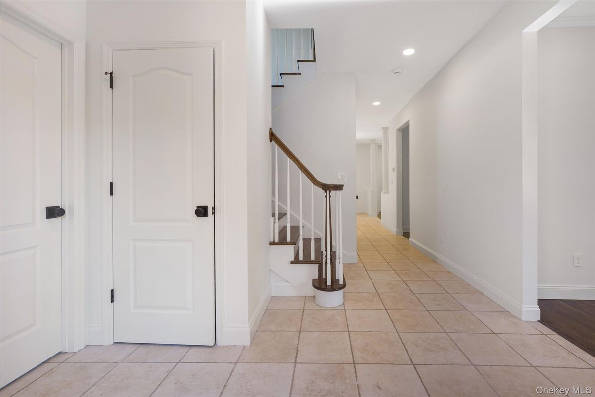 Interior, Recessed Lighting