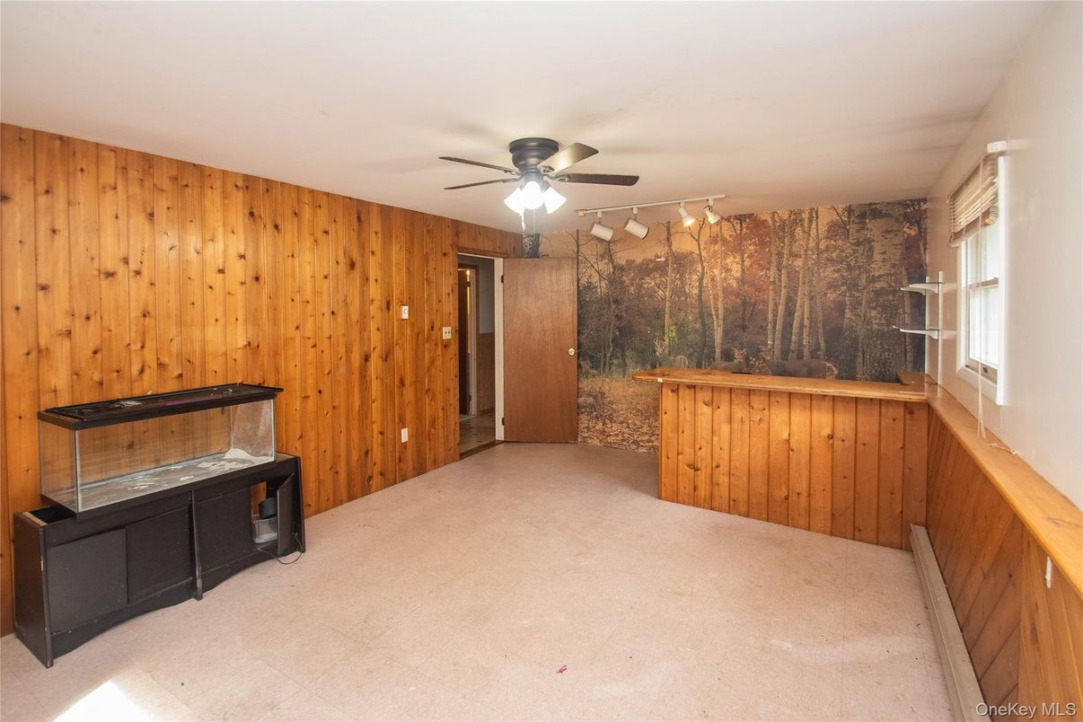 Interior, Wooden Walls