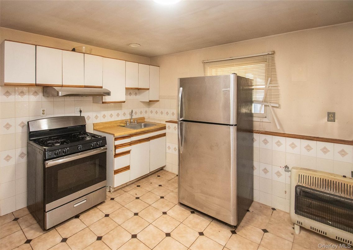 Interior, Kitchen, Tile Countertops