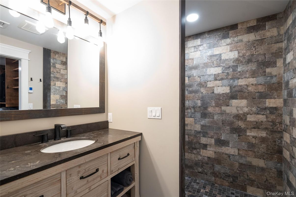 Bathroom, Interior, Recessed Lighting, Stone Walls