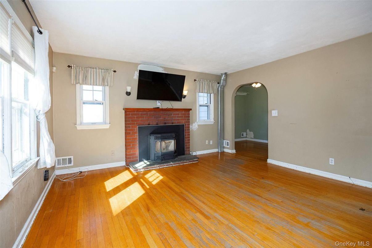 Empty room, Fireplace, Interior, Wood Texture Flooring