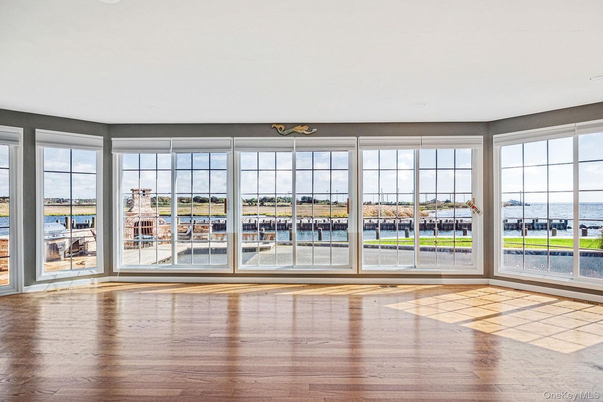Empty room, Interior, Water, Wood Texture Flooring