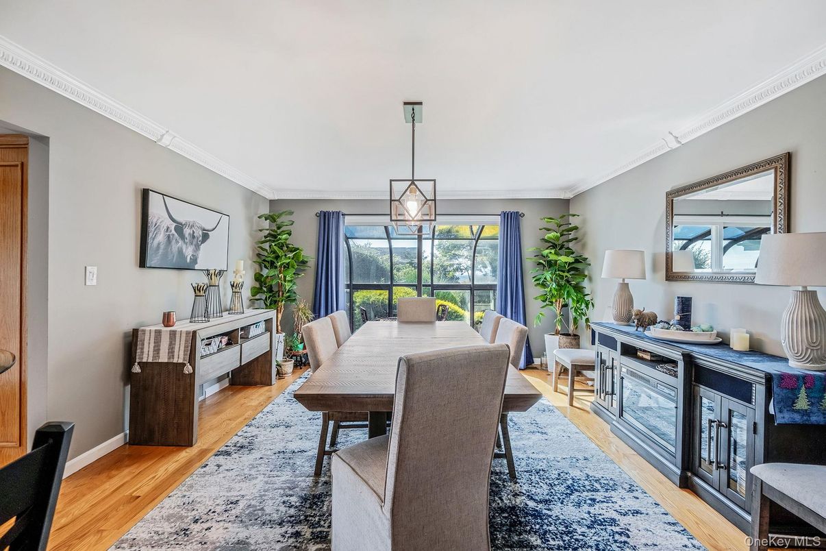 Dining room, Interior, Pendant Lights, Wood Texture Flooring