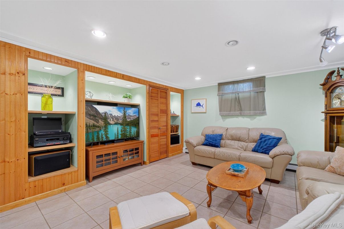 Interior, Living room, Recessed Lighting