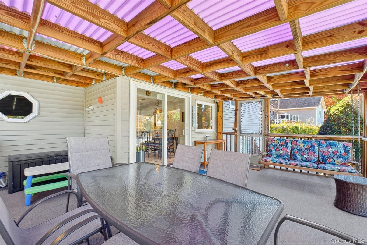 Dining room, Interior, Wooden Beams