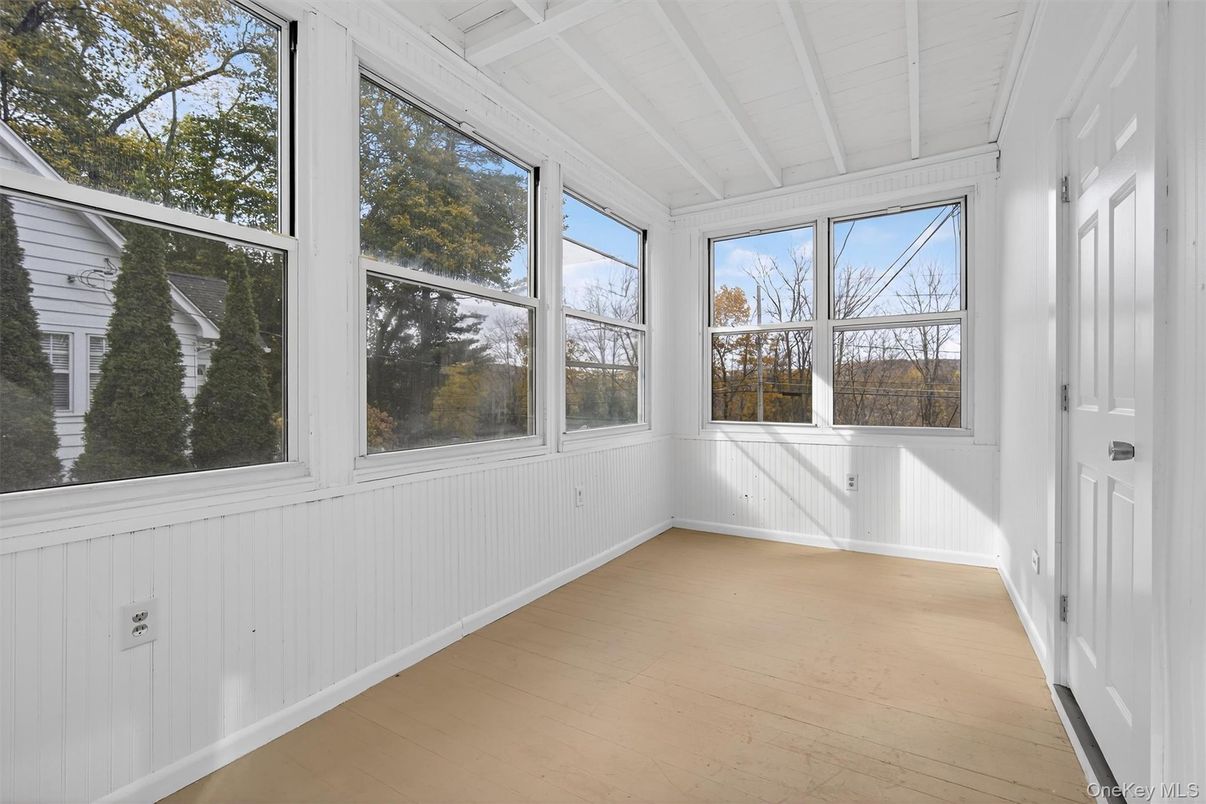 Interior, Sun Room, Wood Texture Flooring
