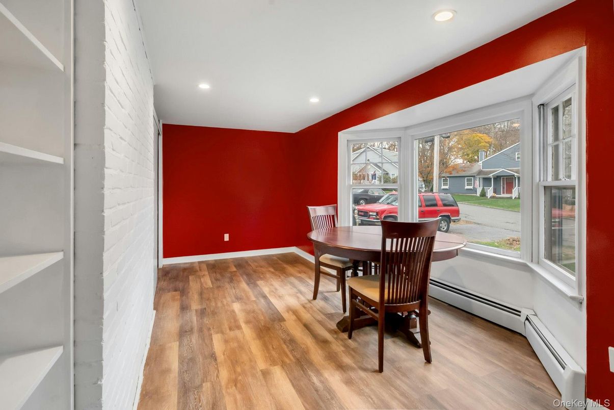 Dining room, Interior, Recessed Lighting, Wood Texture Flooring