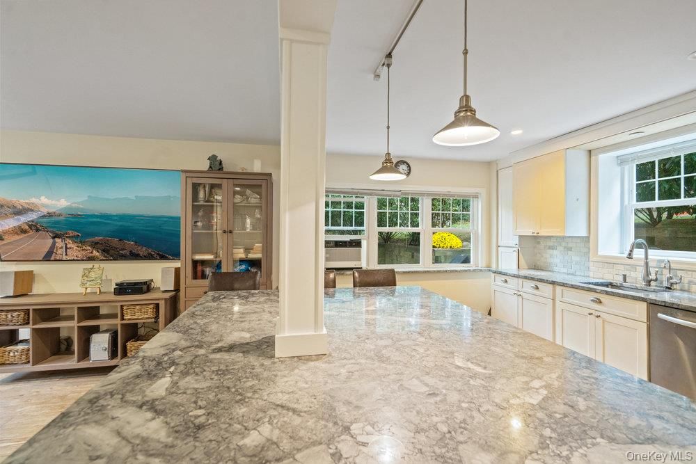 Interior, Kitchen, Pendant Lights, Recessed Lighting