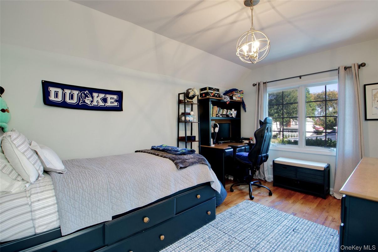 Bedroom, Home Office, Interior, Pendant Lights, Wood Texture Flooring