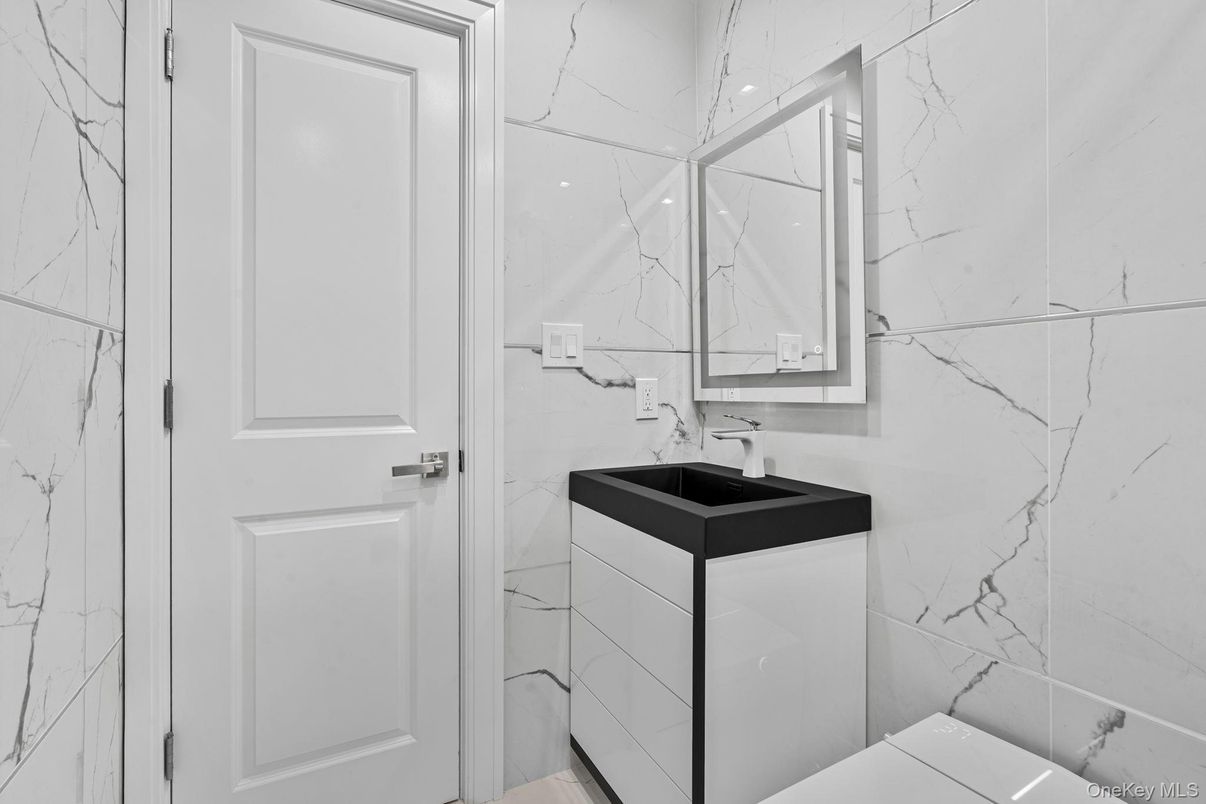 Bathroom, Interior, Marble Walls