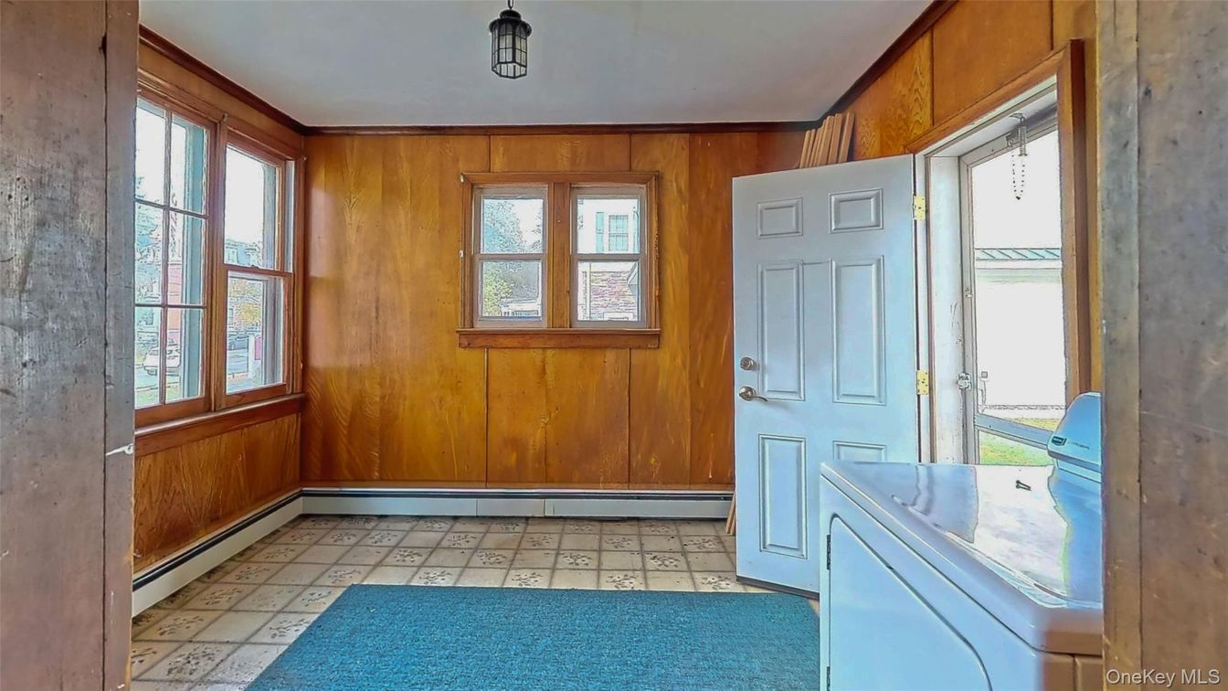 Interior, Wooden Walls