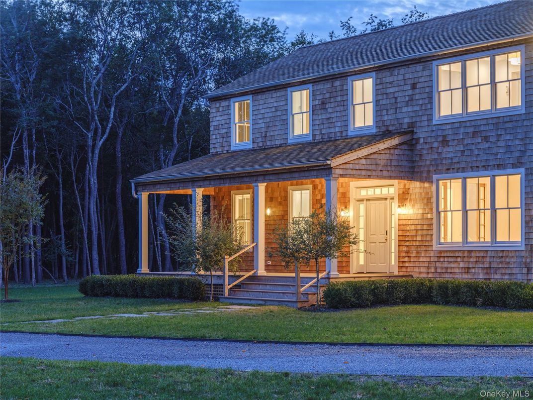 Exterior, Facade, French Provincial