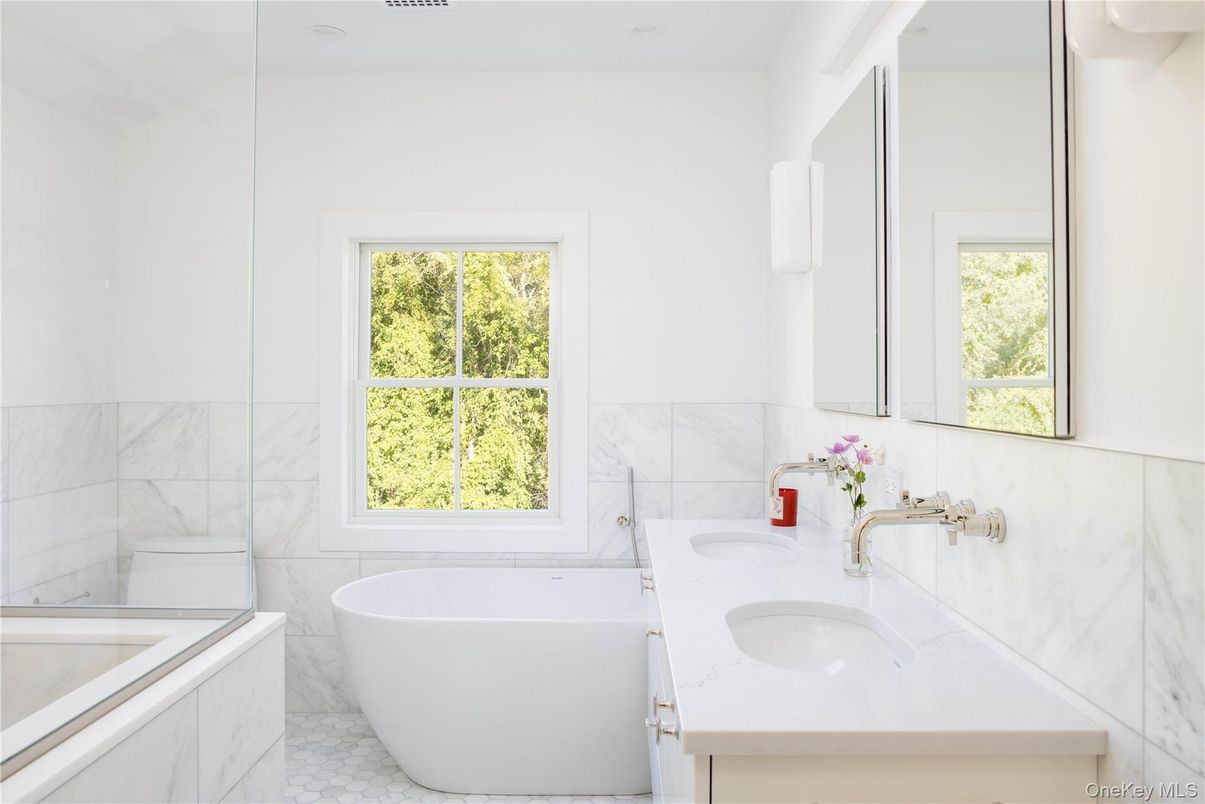 Bathroom, Dual Sink Vanities, Free Standing Baths, Interior, Marble, Marble Walls