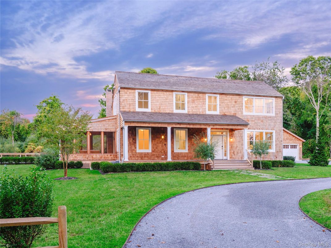 Attached, Exterior, Facade, Georgian