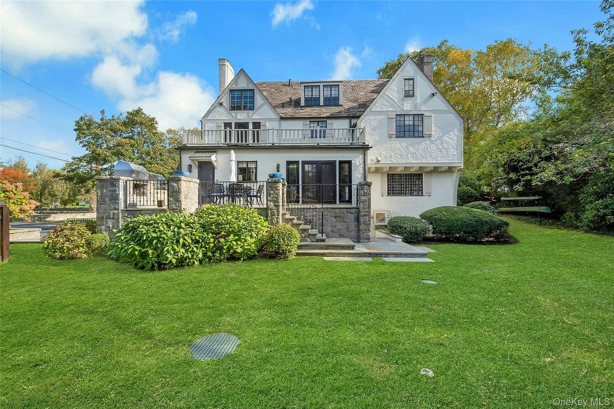 Backyard, Exterior, Facade, Tudor Revival