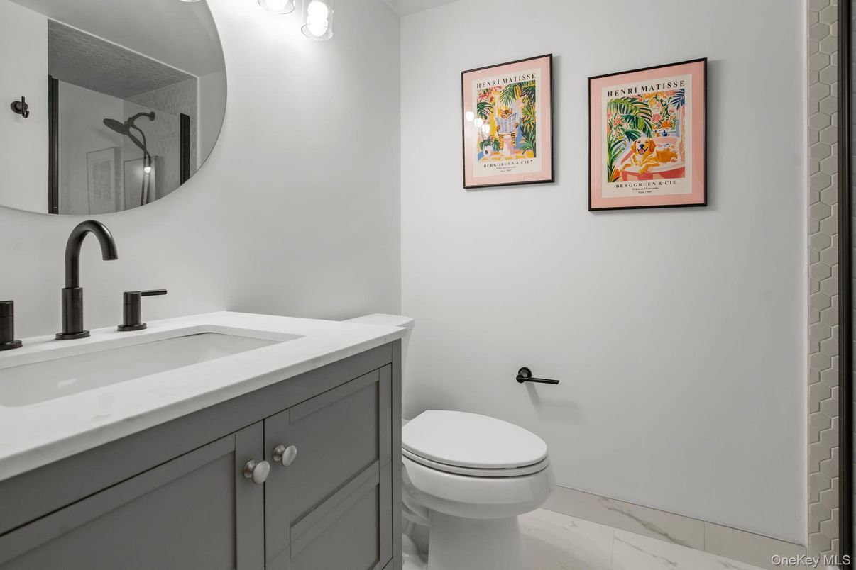 Bathroom, Dual Sink Vanities, Interior, Marble