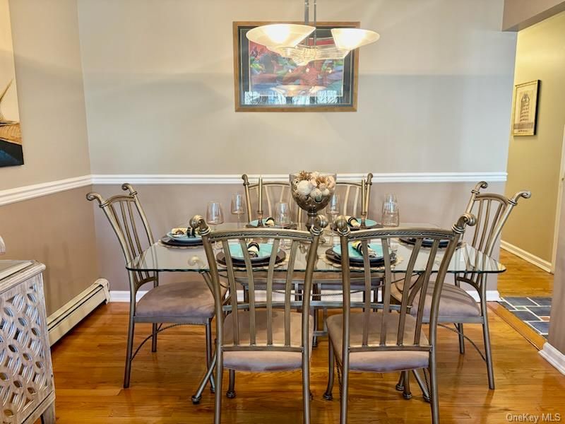 Dining room, Interior, Wood Texture Flooring