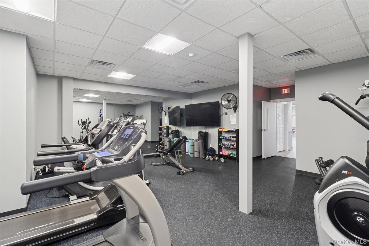Fitness Equipment, Gym, Interior, Recessed Lighting