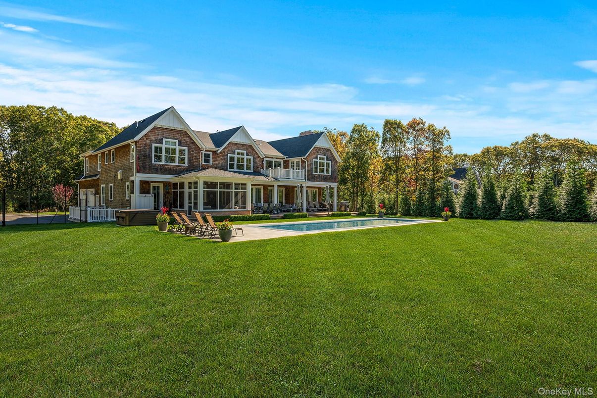 Backyard, Exterior, Pool