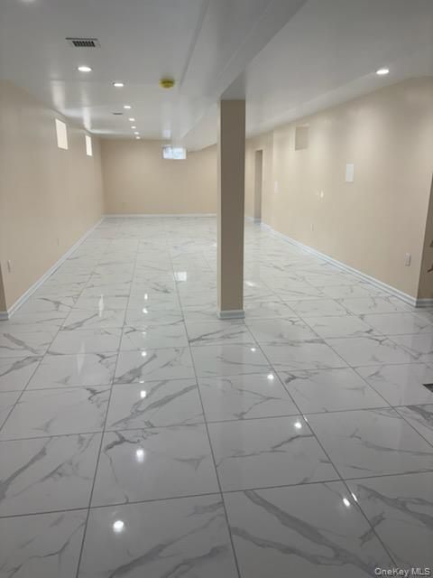 Empty room, Interior, Marble, Recessed Lighting