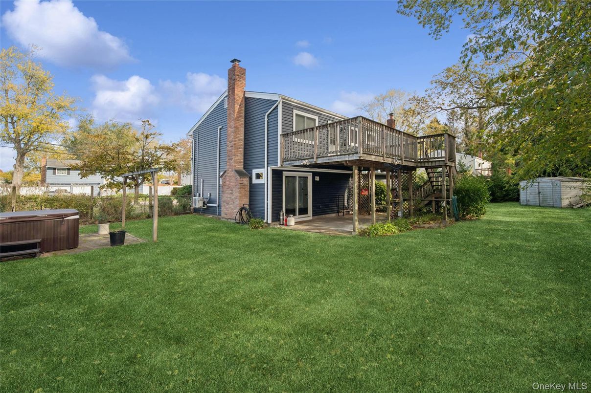 Backyard, Exterior, Hot Tub