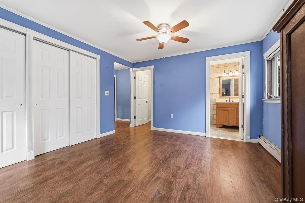 Bathroom, Empty room, Interior, Wood Texture Flooring