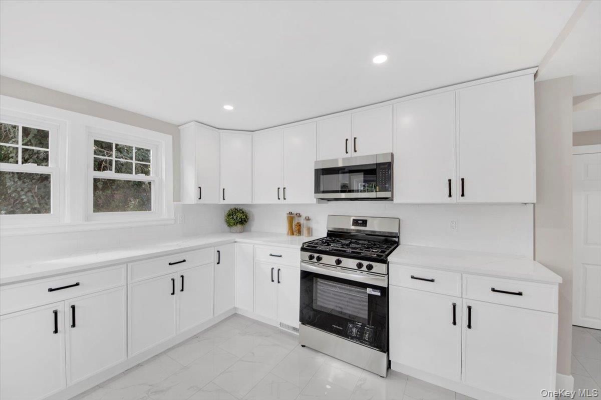 Interior, Kitchen, Marble, Recessed Lighting