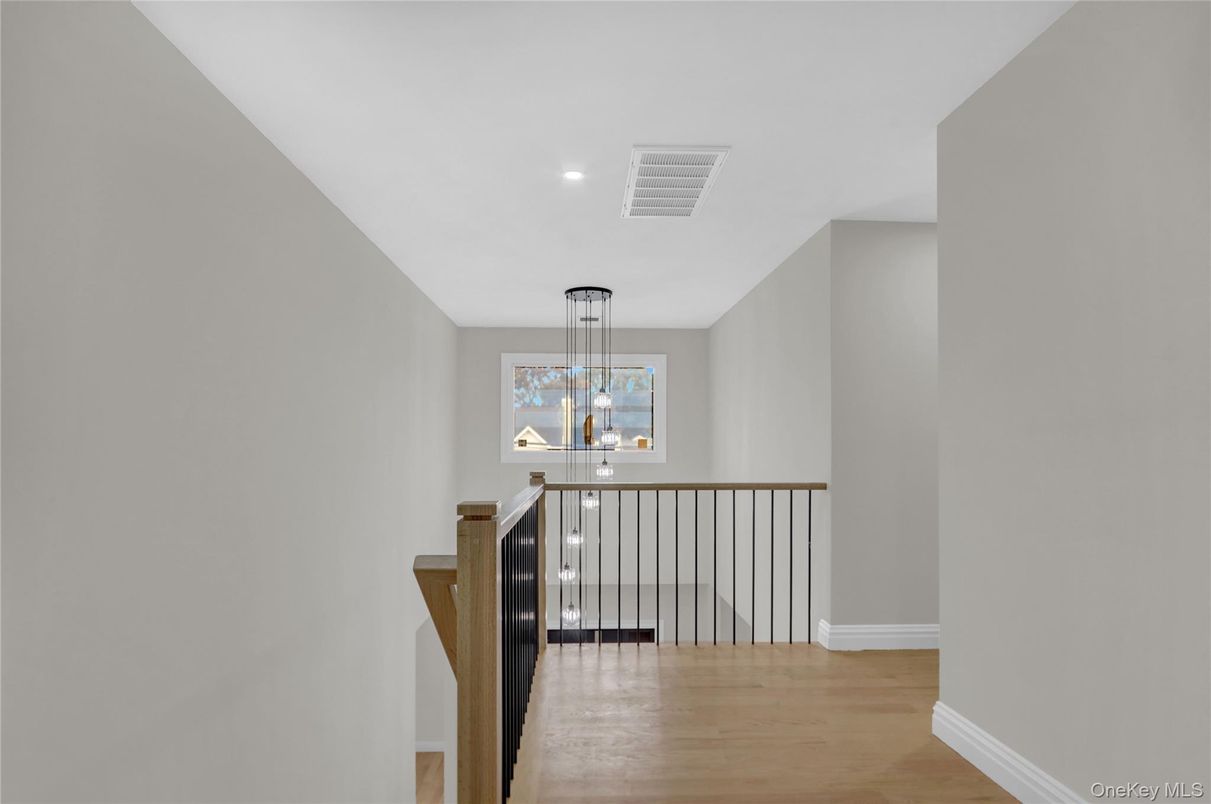 Interior, Pendant Lights, Recessed Lighting, Wood Texture Flooring