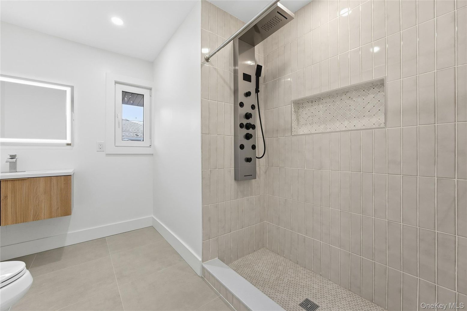 Bathroom, Elevator, Interior, Recessed Lighting
