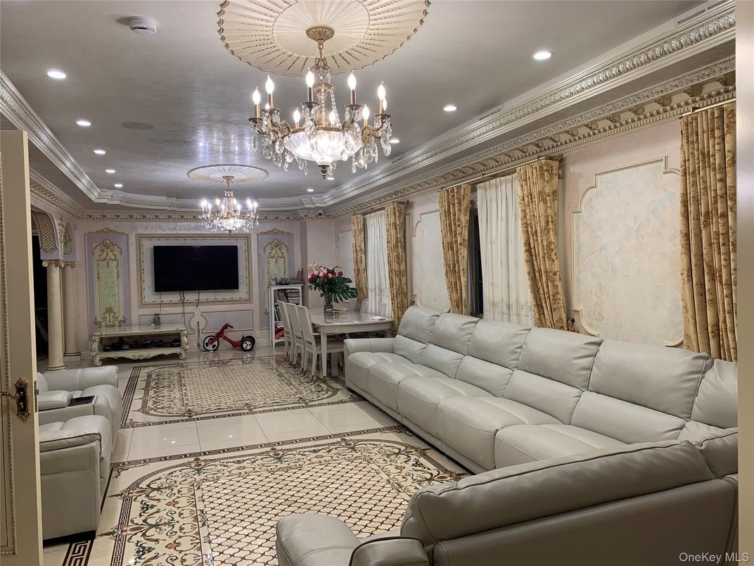 Chandelier, Interior, Living room, Recessed Lighting