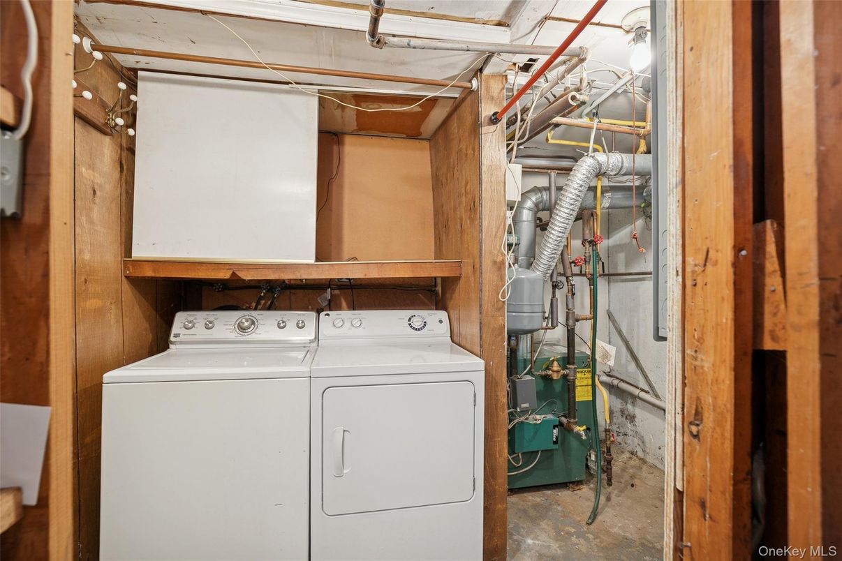 Interior, Utility Closets, Washer