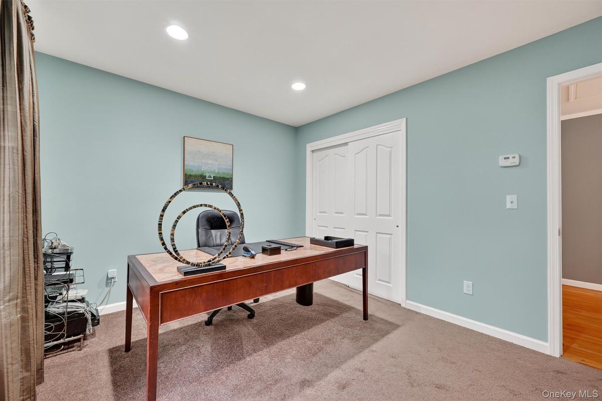 Home Office, Interior, Recessed Lighting, Wood Texture Flooring