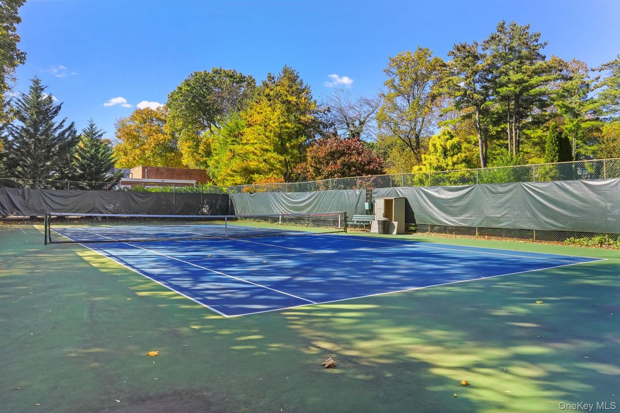 Exterior, Tennis Courts