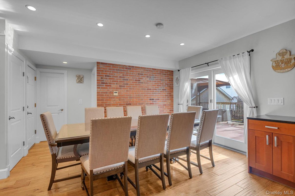 Dining room, Interior, Recessed Lighting, Stone Walls, Wood Texture Flooring