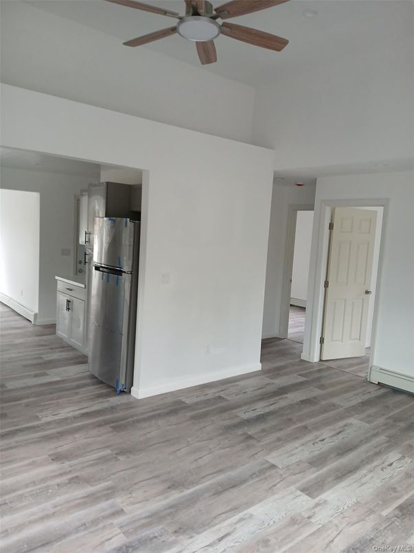 Empty room, Interior, Kitchen, Wood Texture Flooring