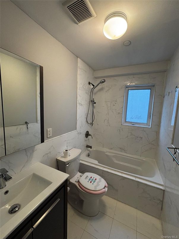 Bathroom, Interior, Marble Walls