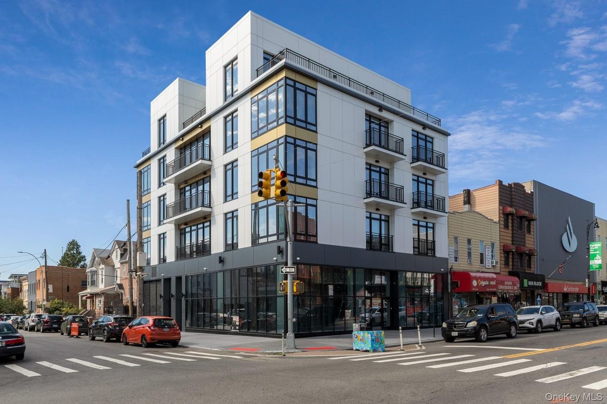 Exterior, Facade, Condo Building