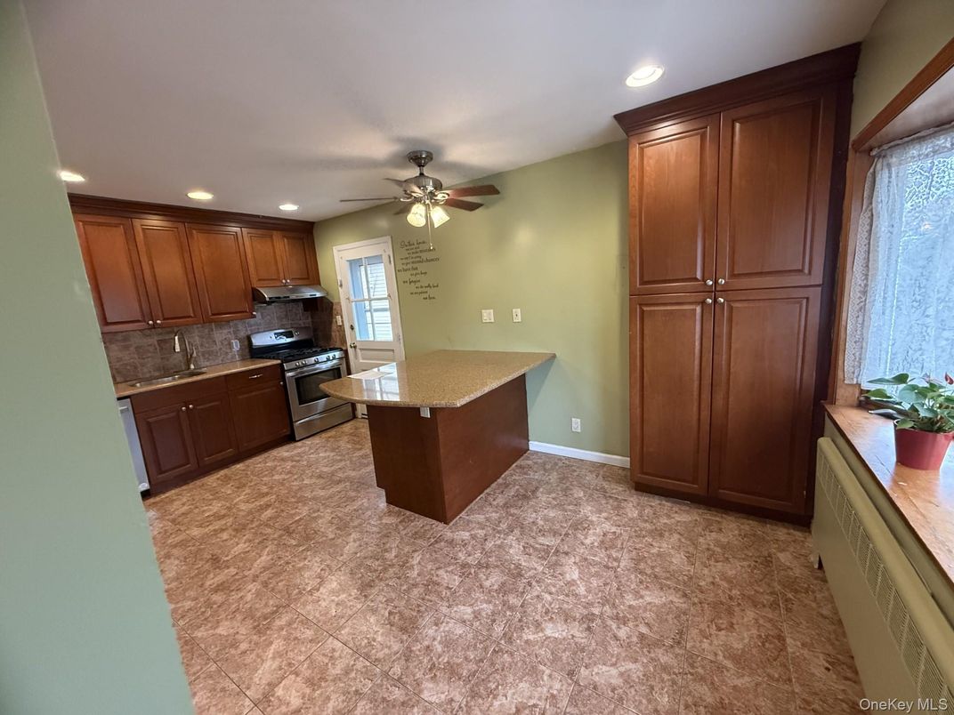 Interior, Kitchen, Recessed Lighting