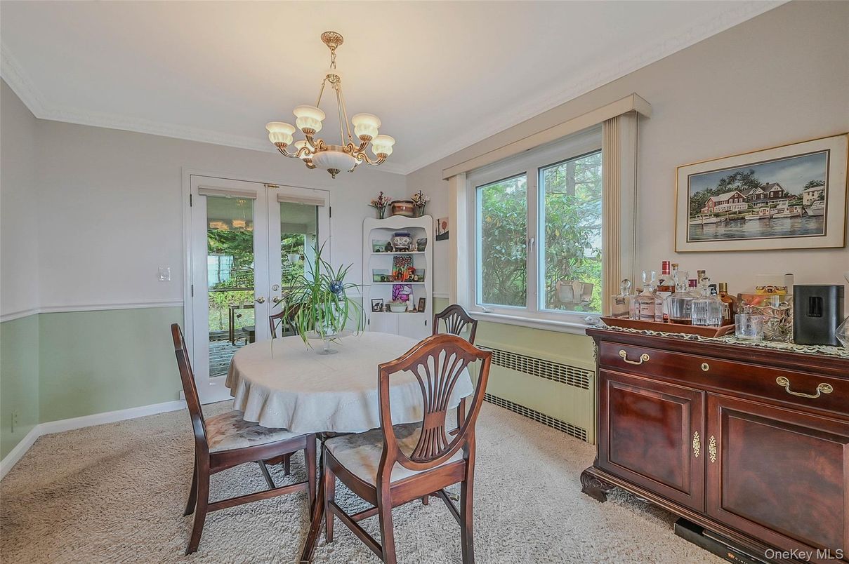Chandelier, Dining room, Interior